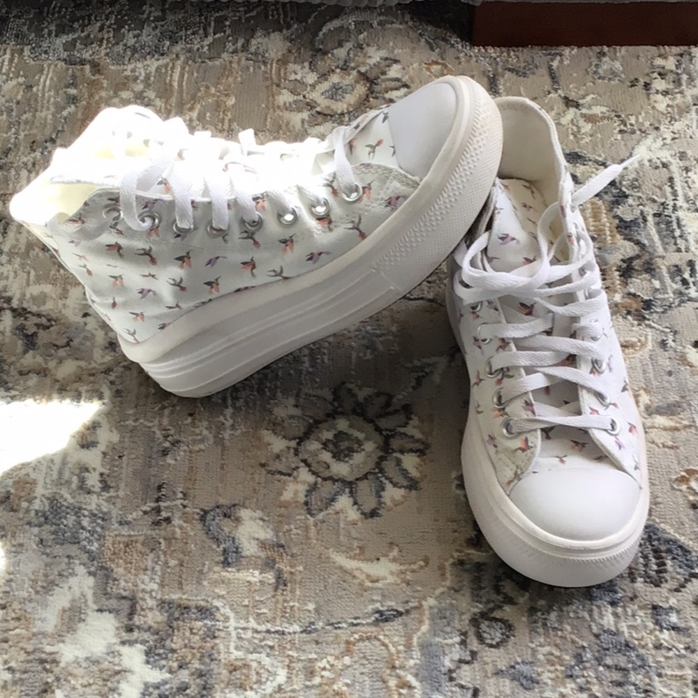 Floral High-Top Women's Sneakers